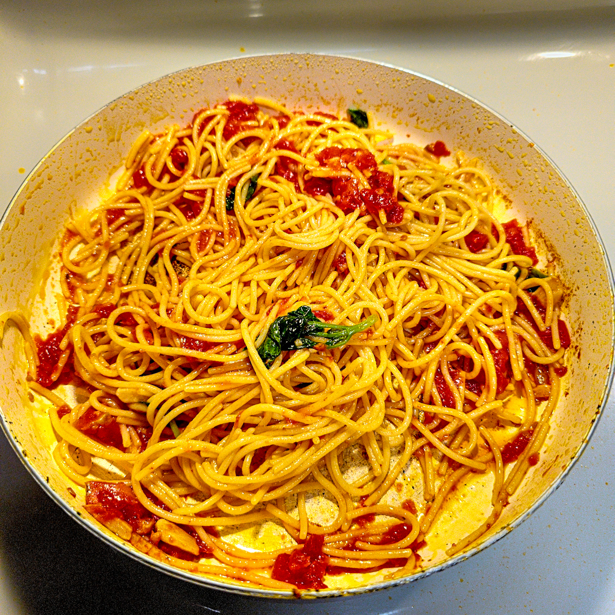 Pasta al Pomodoro - Combine Pasta and Sauce